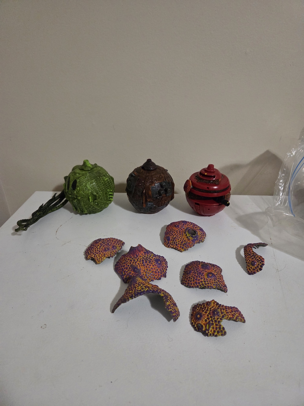 Vintage Trendmasters War Planets transforming toys from 1997.